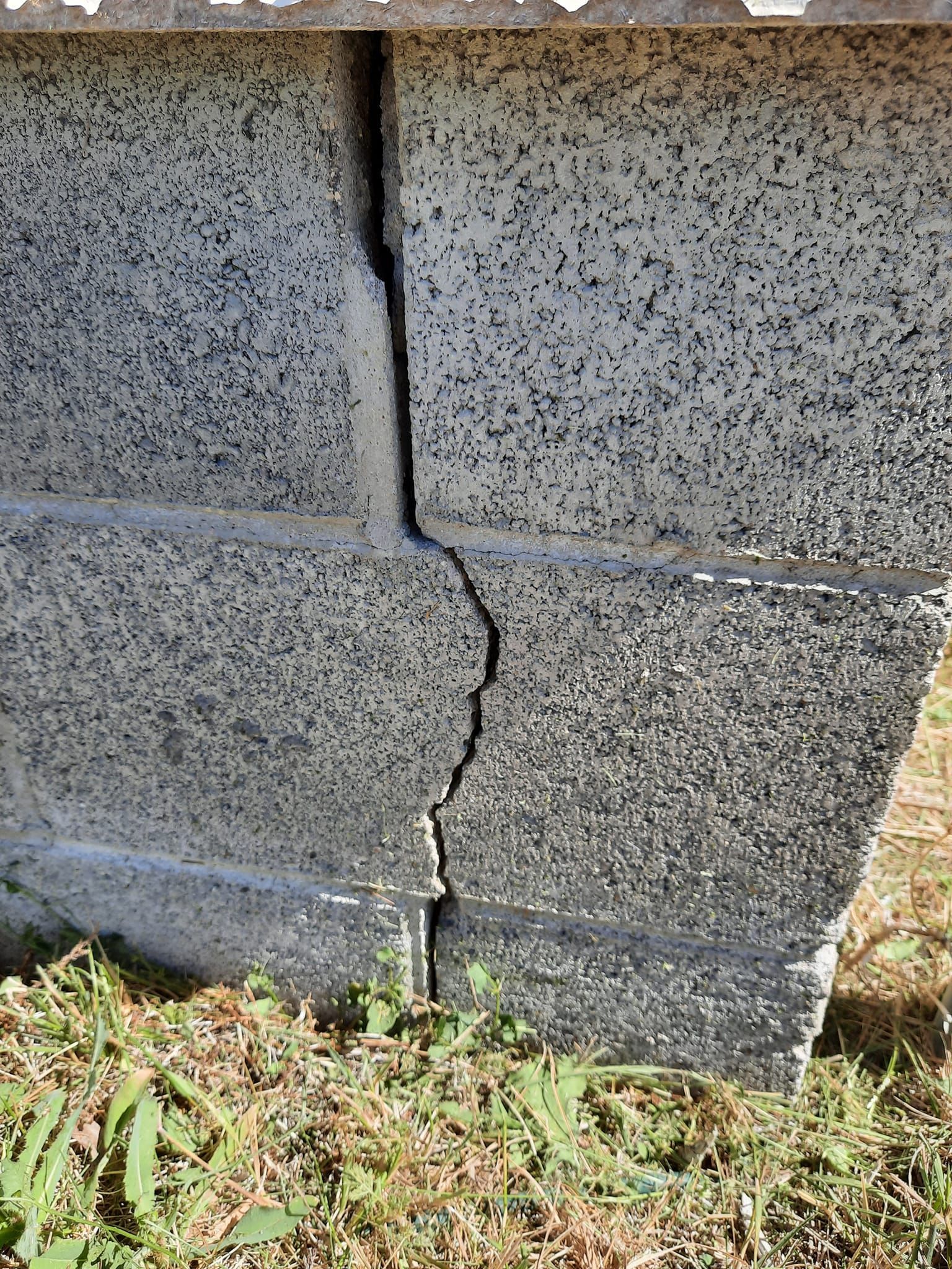 Retaining Wall Repair & Stabilization