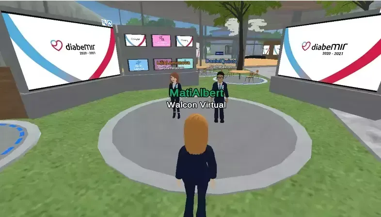 Virtual event: Two avatars welcome attendees. Globetek logo on screens. Avatar in foreground.