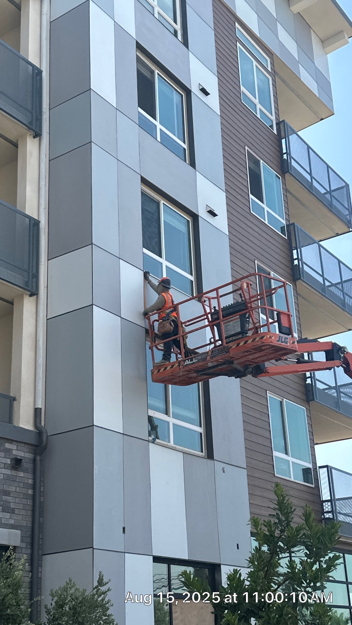 Commercial Aluminum Siding Installation