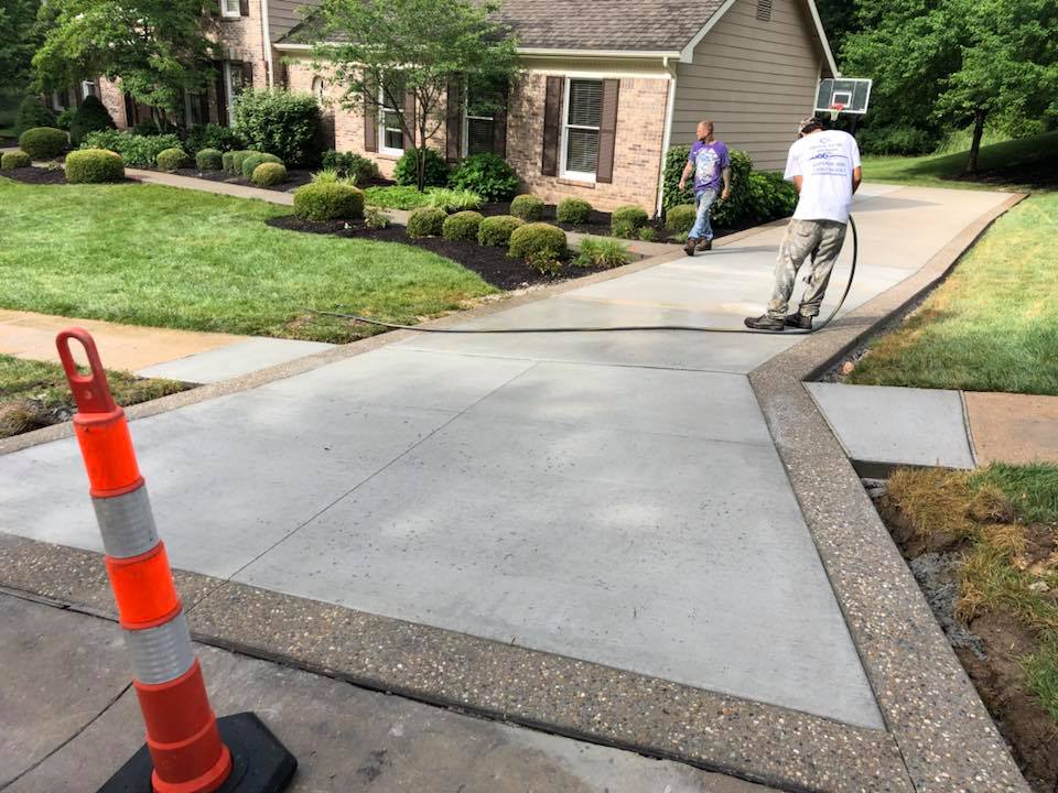 Aggregate Border Broom Driveways — Chesterfield, MO — Hoffman Concrete LLC