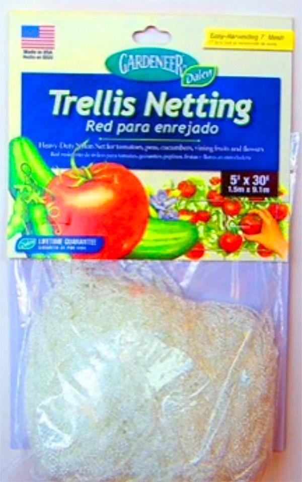 Packaged red trellis netting, showing tomatoes and cucumbers, with gardening instructions.