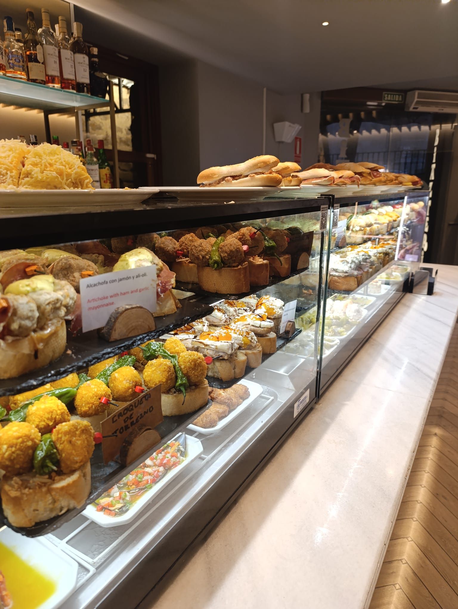 pintxos lunch rioja wine tour