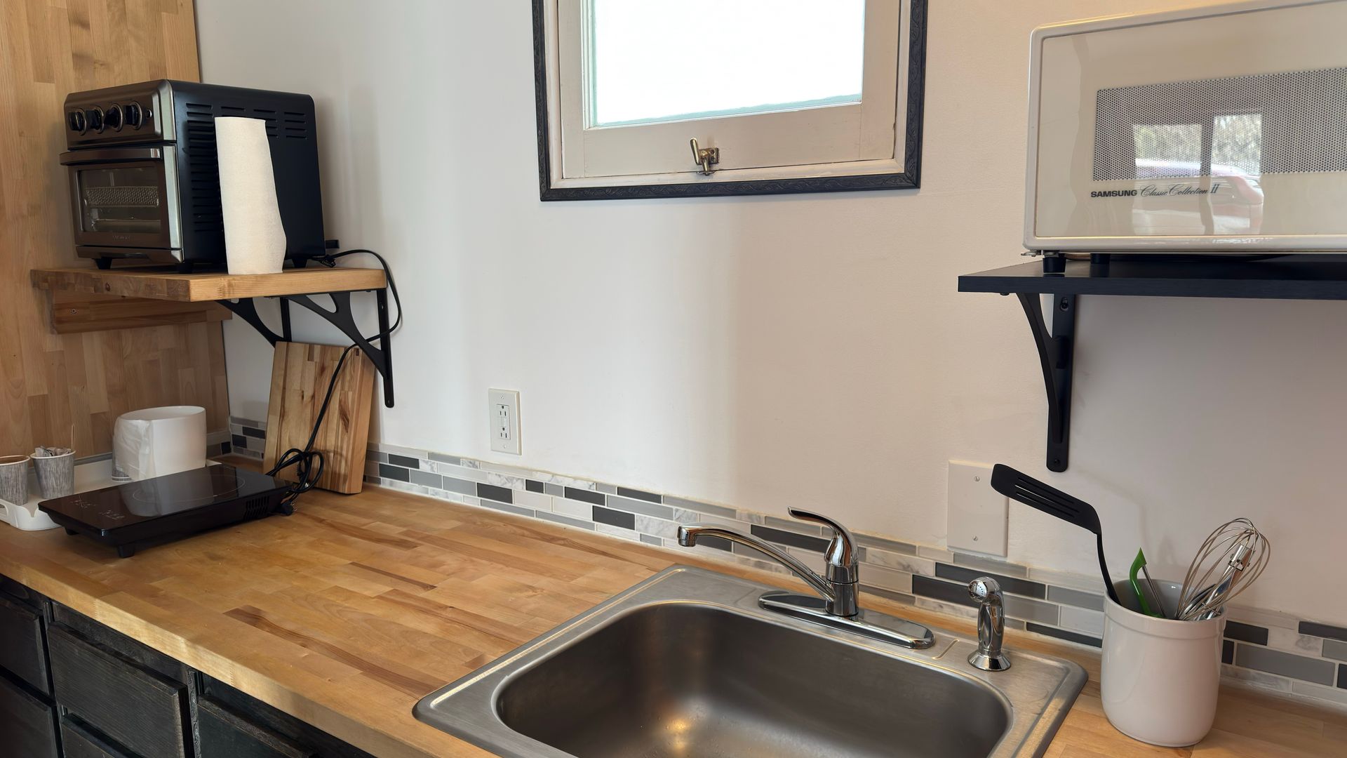 Suite kitchen sink