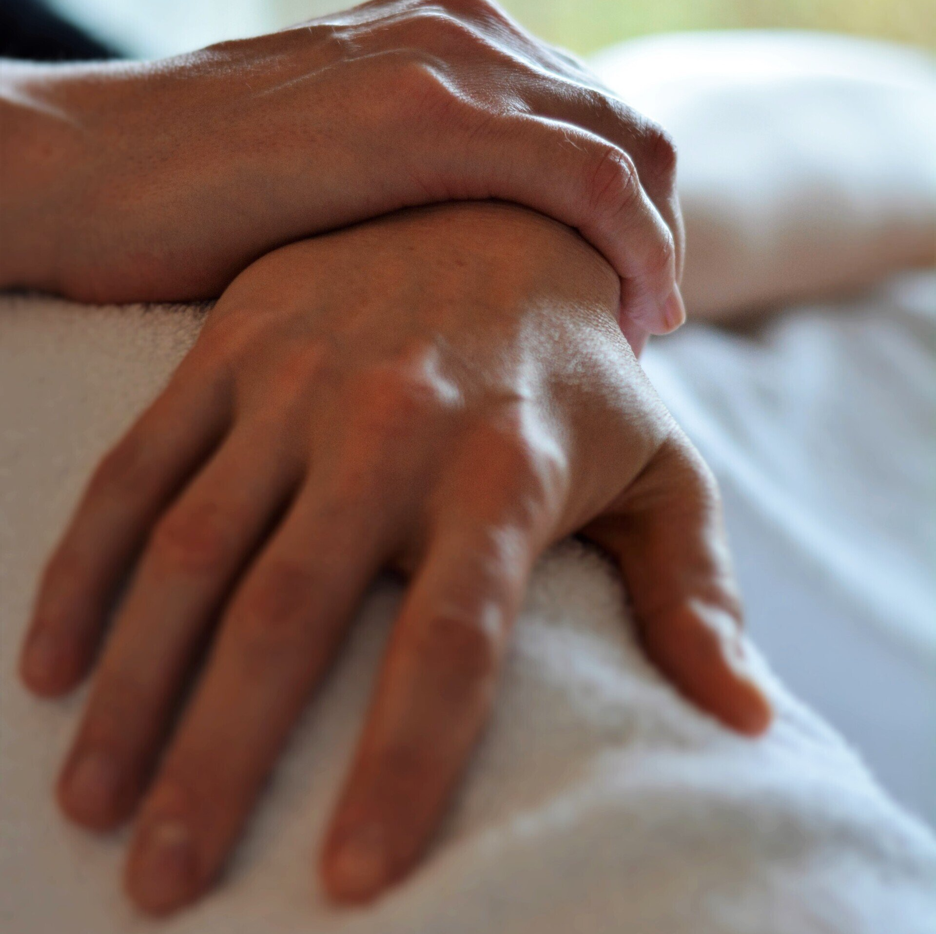massagefoto, met zachte aanraking nemen we de tijd