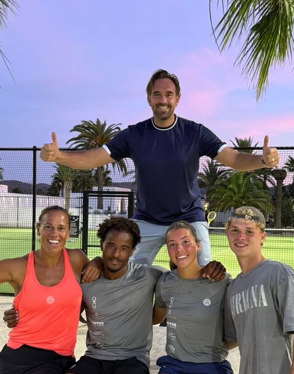Nick en zijn crew op het altijd fijne eiland ibiza 