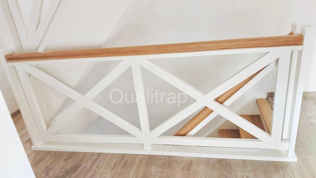 houten landelijke balustrade 
