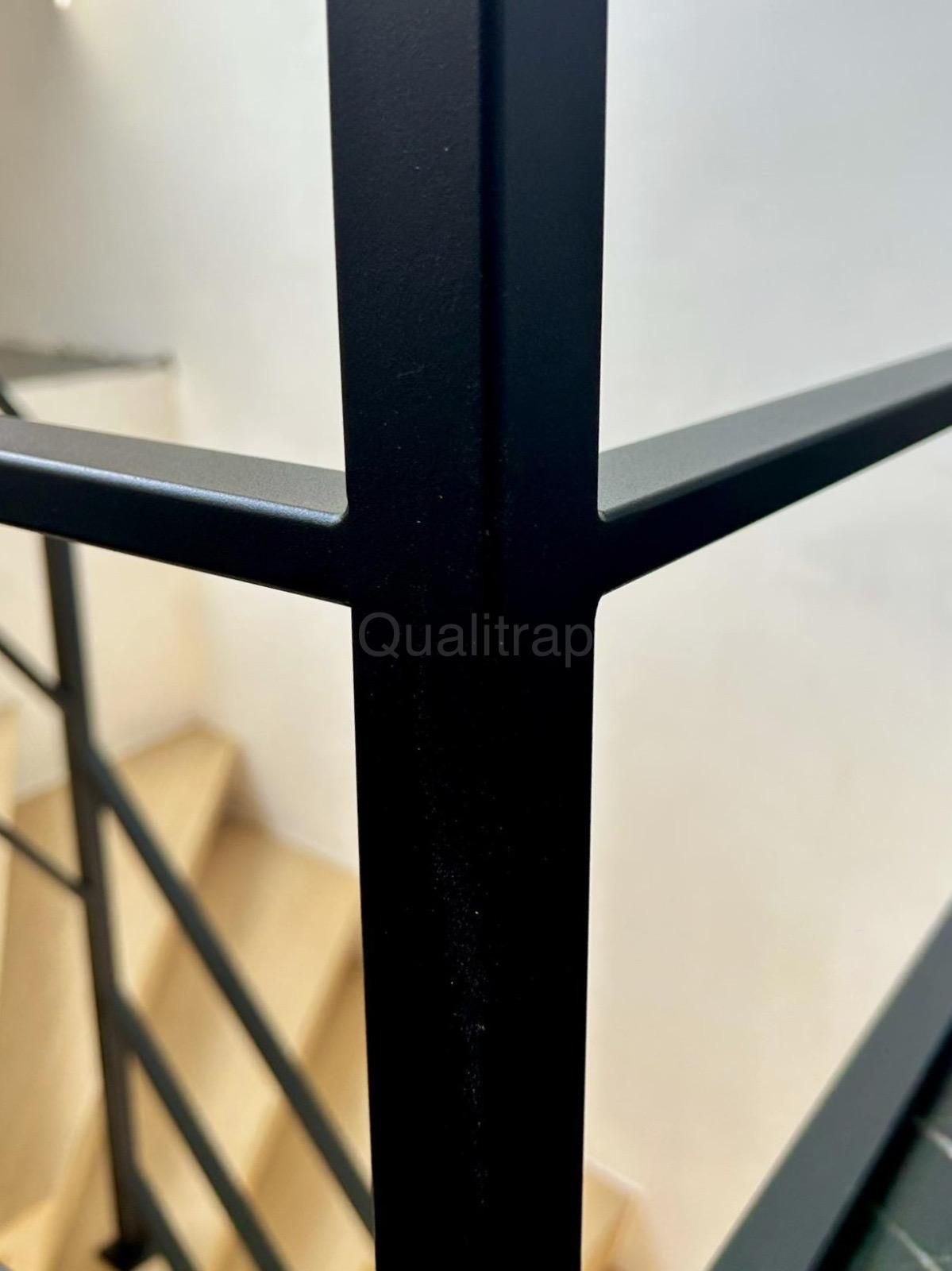 detailfoto leuning zwart