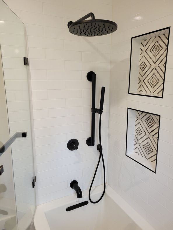 Shower — Concord, CA — High Tech Plumbing Shower — Concord, CA — High Tech Plumbing