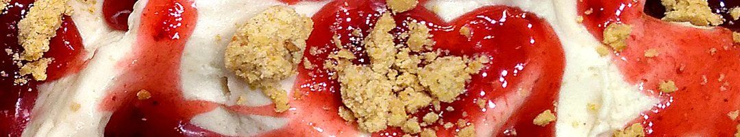 Sorvete de Creme de Amendoim com Morango