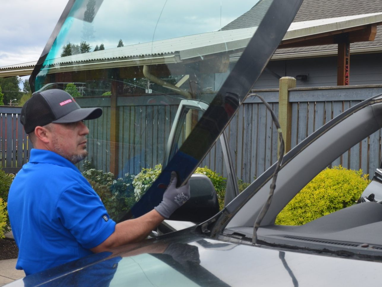 Kam, owner of MK Auto Glass Eugene, OR