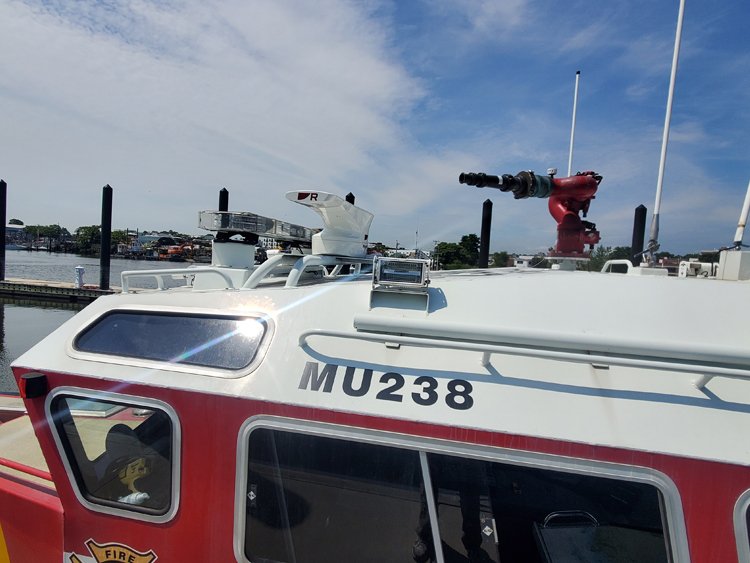 L&L Electronics Marine Electronics First Responders