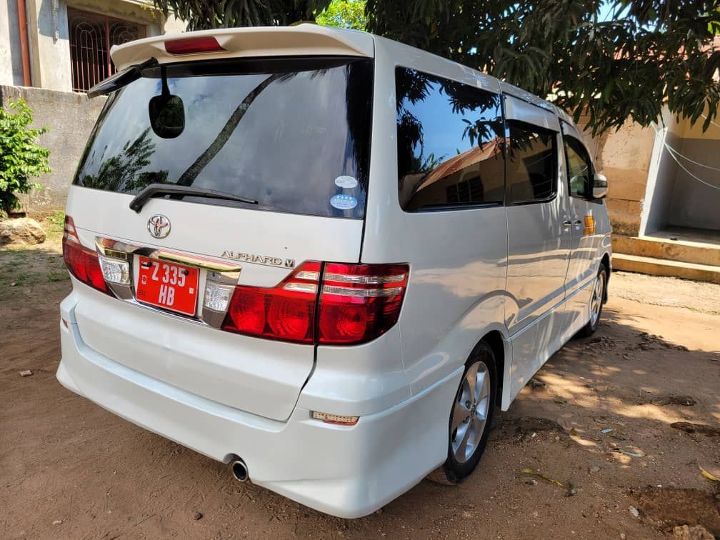 Zanzibar hotel taxi transfer private car pickup from Abeid Amani Karume Airport