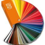 Farbfächer mit vielen Farben, mit der Bezeichnung 