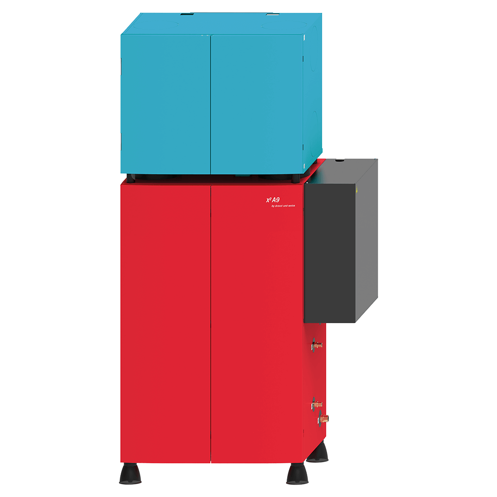 Industriemaschine in Rot und Blau mit grauem Seitenteil.