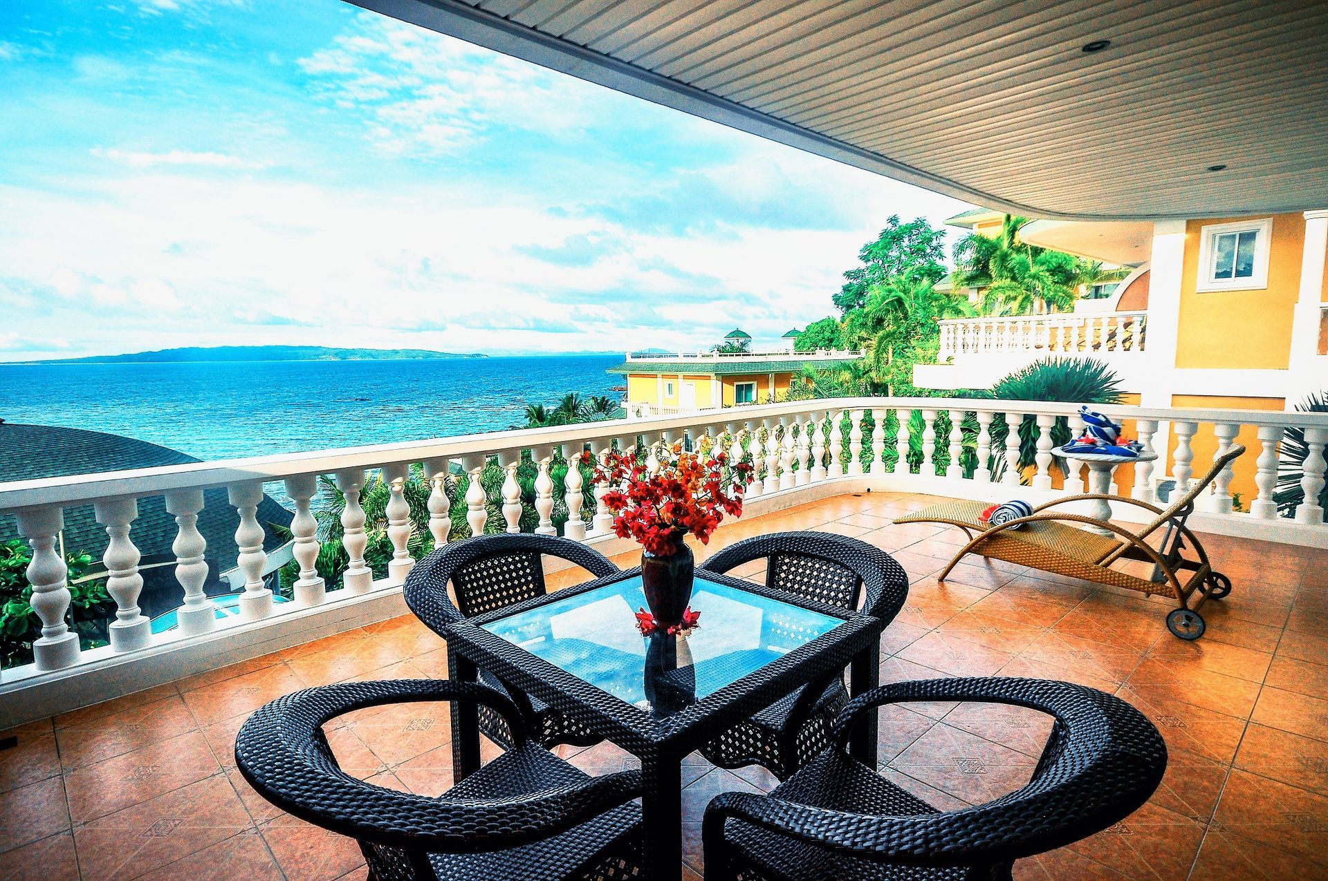 Breakfast at Monaco Terrace