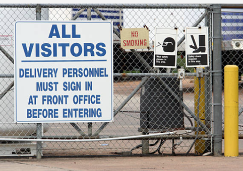 All Visitors Sign — Numurkah, VIC — L & J Webb’s Fencing