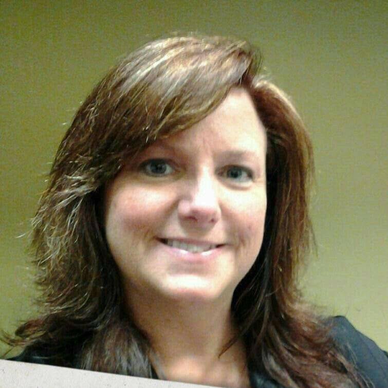 Marianne's Headshot in Edwardsville, IL