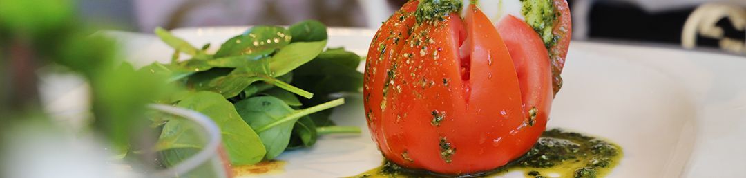Frisches Pesto alla Trapanese mit italienischem Bio-Olivenöl von RAVIDA, Mandeln, Tomaten und Basilikum