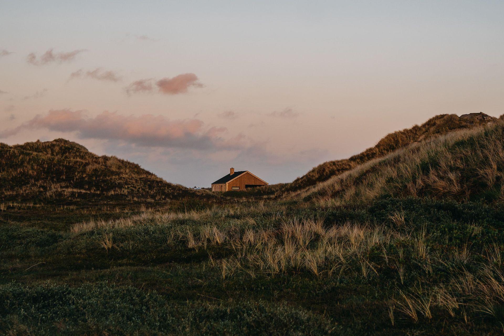 Søndervig erleben mit Dünen, Nordsee, Stauning Whisky und entspannten Tagen im Ferienhaus in Houvig.