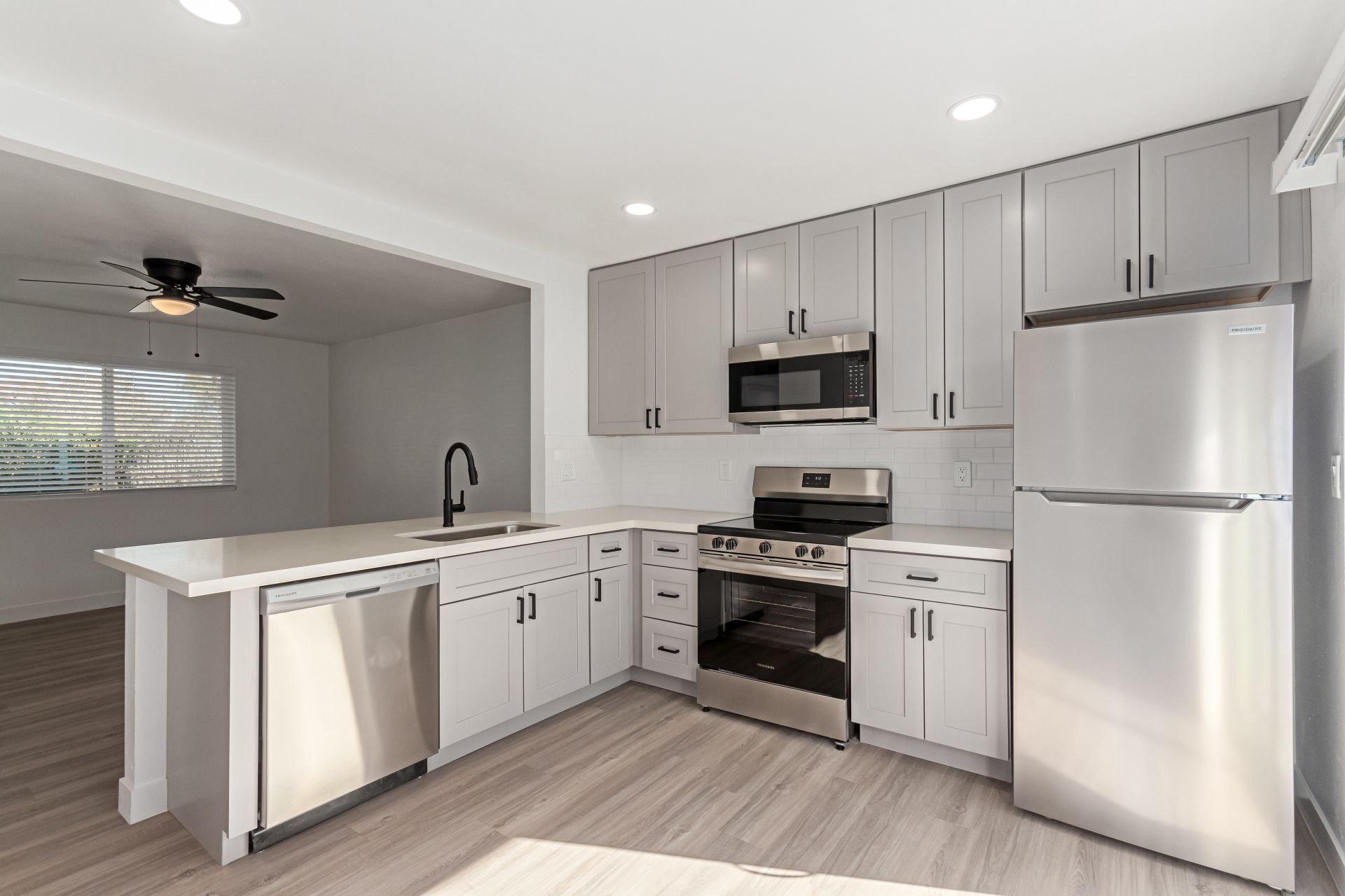 217 N Horne