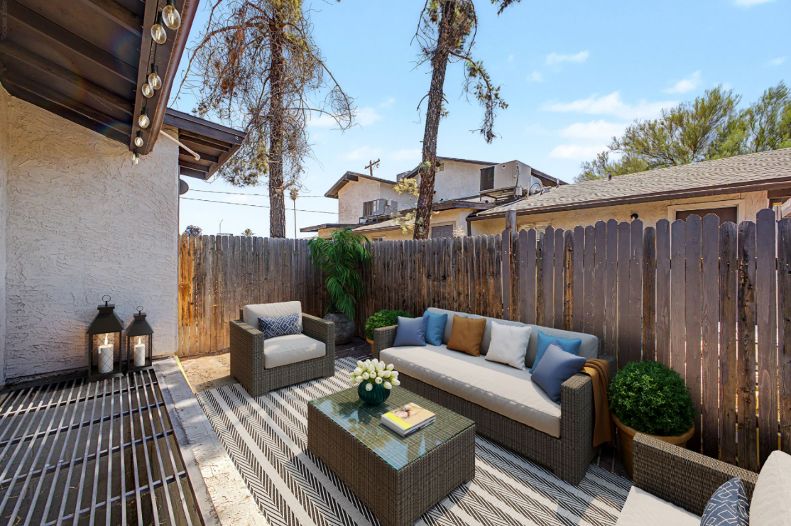 1st Ave Apartments