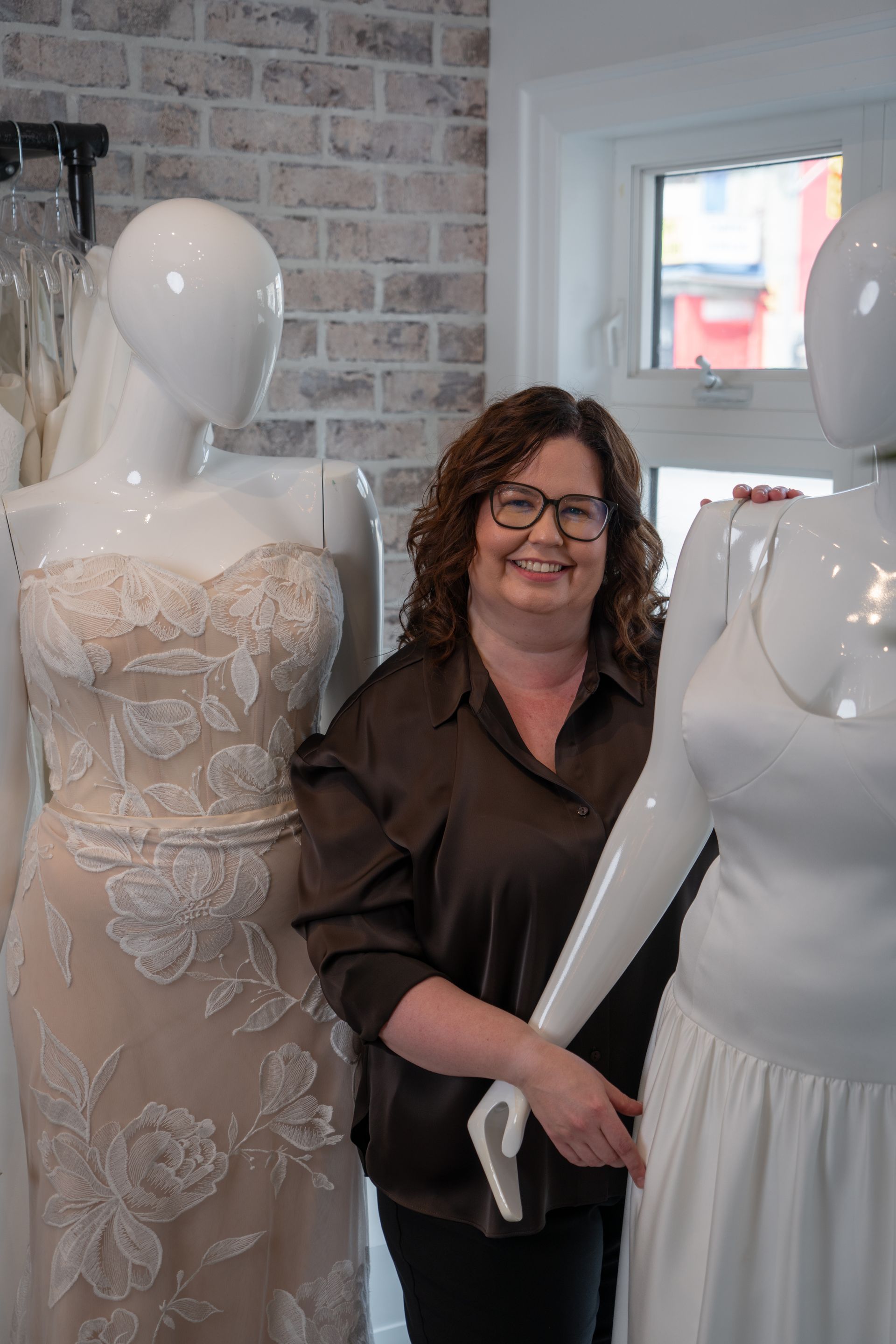 bridal gowns for plus-size brides
