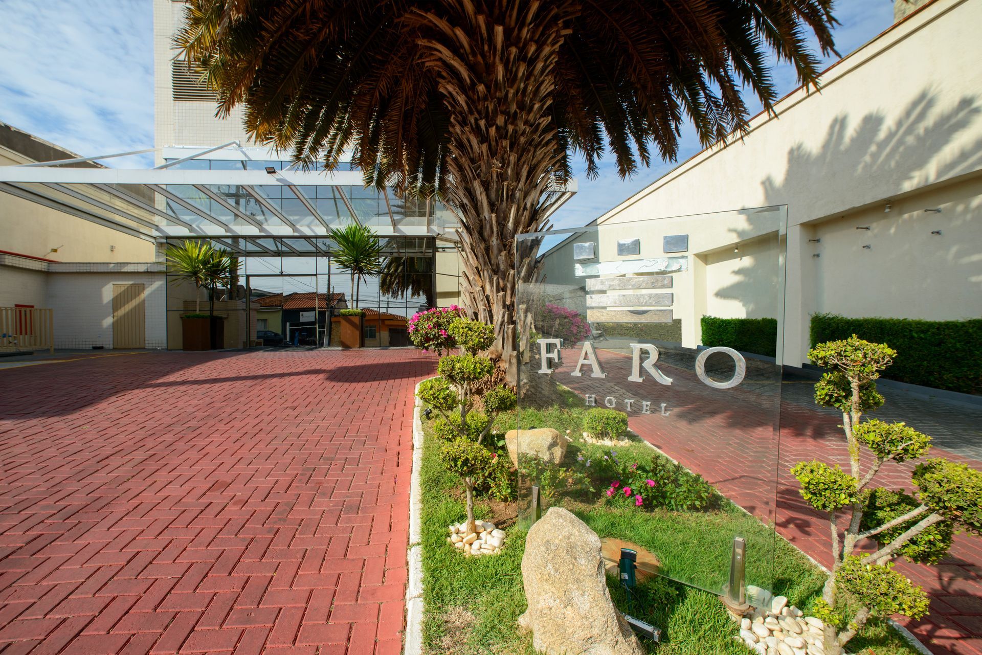 FARO HOTEL ATIBAIA