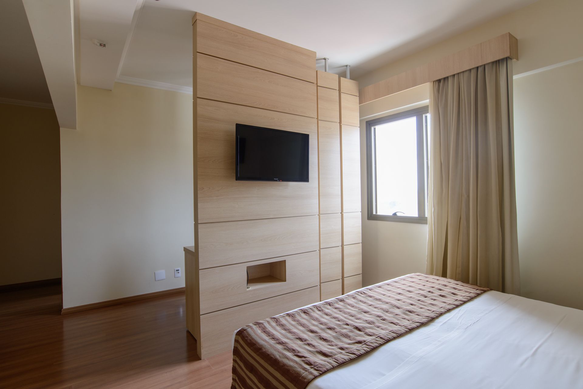 FARO HOTEL ATIBAIA