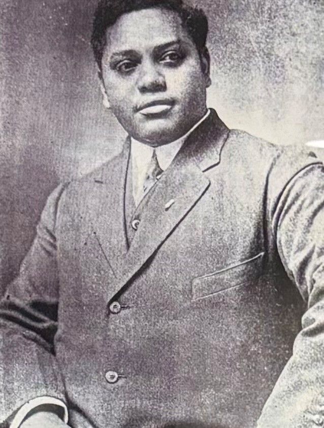 Photo of Past President Lawton Pratt