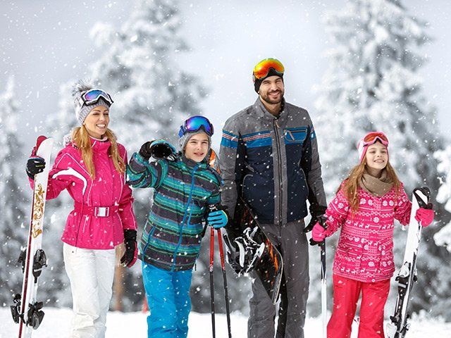 Essential rules to make a family ski trip enjoyable