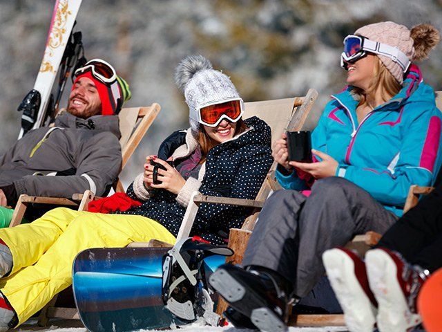 Electrifying spring skiing atmosphere with events and activities for all