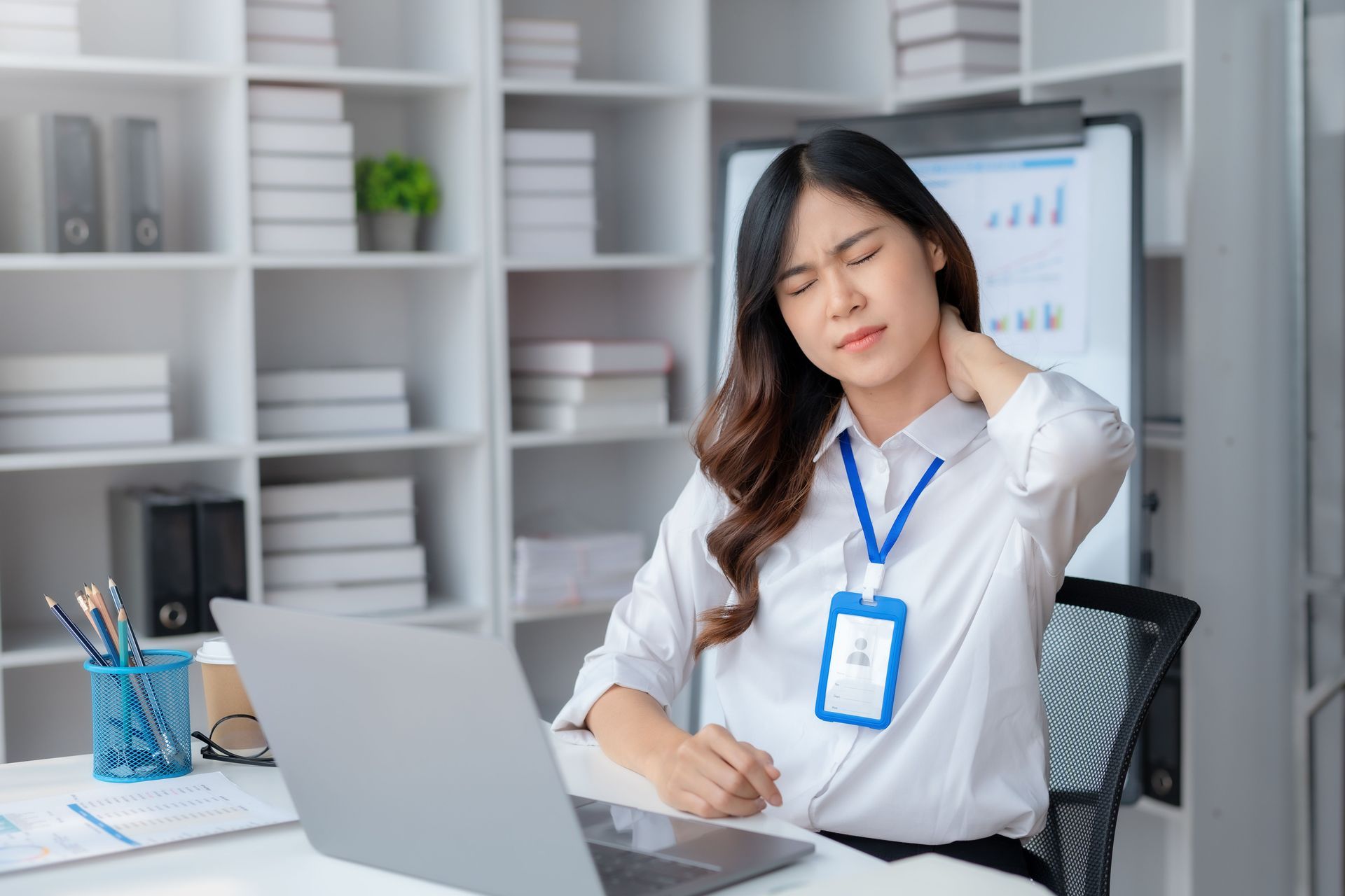 Why So Many Adelaide Office Workers Struggle with Neck Pain
