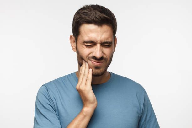 Man With Toothache - Land, TX - Dr. Peter Pham, DDS