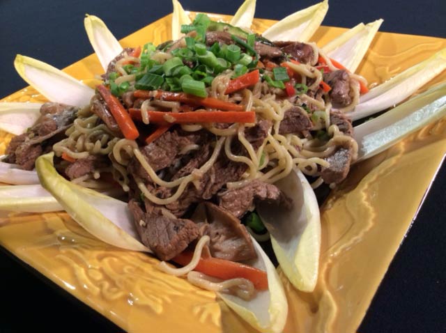 Mandarin Noodles with Sautéed Tenderloin and Vegetables