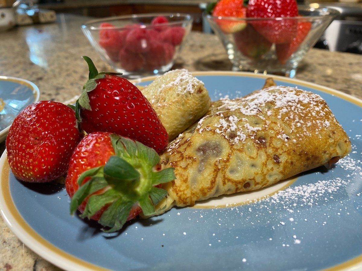Crepes with Bananas and Nutella