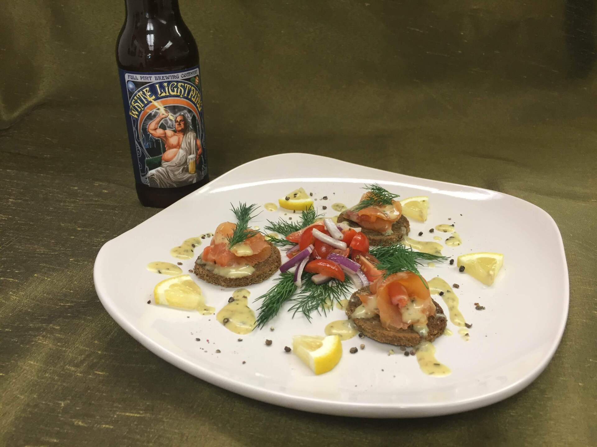 Salmon Gravlax w/Wit Beer Gravlax Sauce