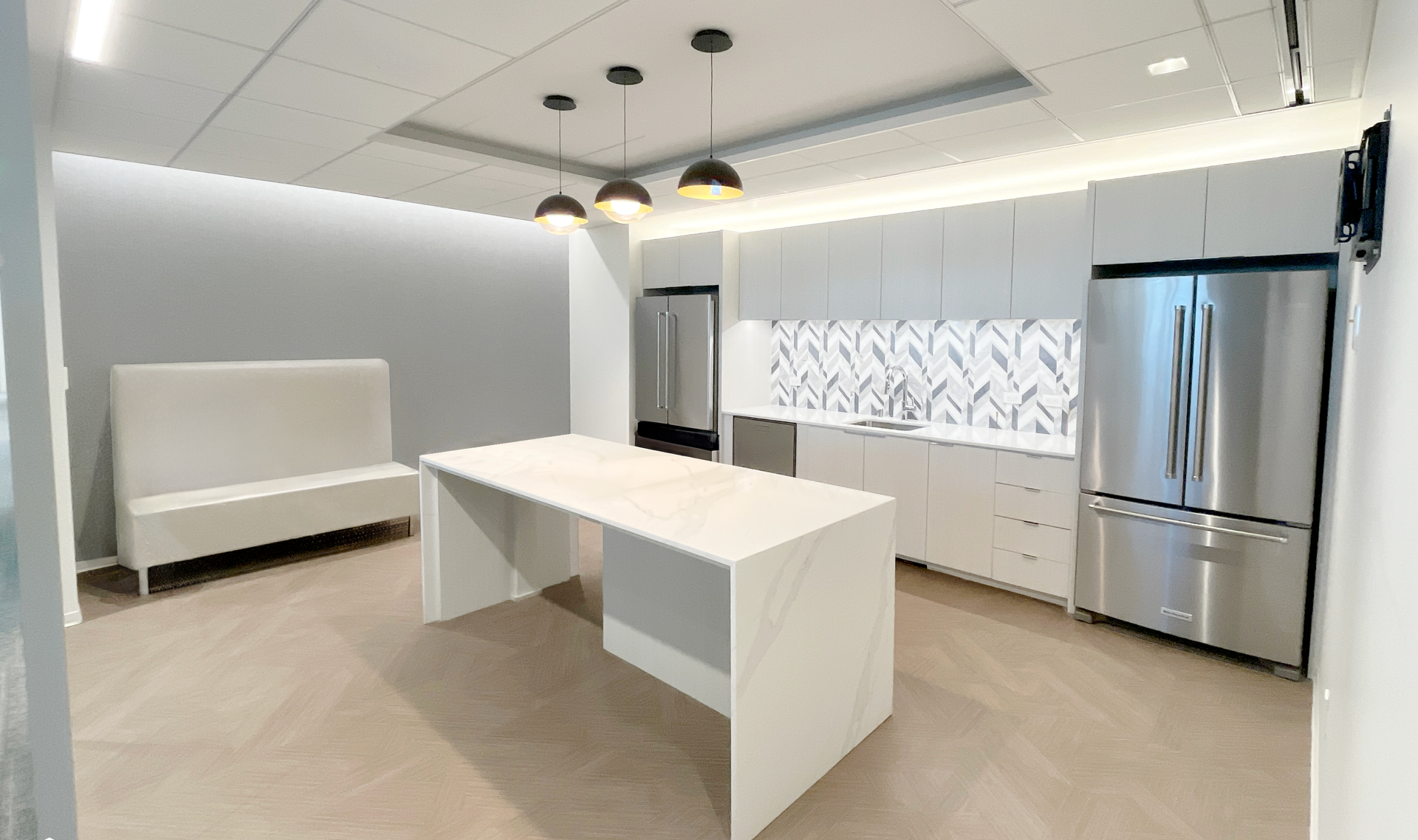 Pomona Innovation Village Complex Waiting Area — San Clemente, CA — Consolidated Contracting