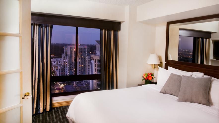 Declan Suites Room — San Clemente, CA — Consolidated Contracting