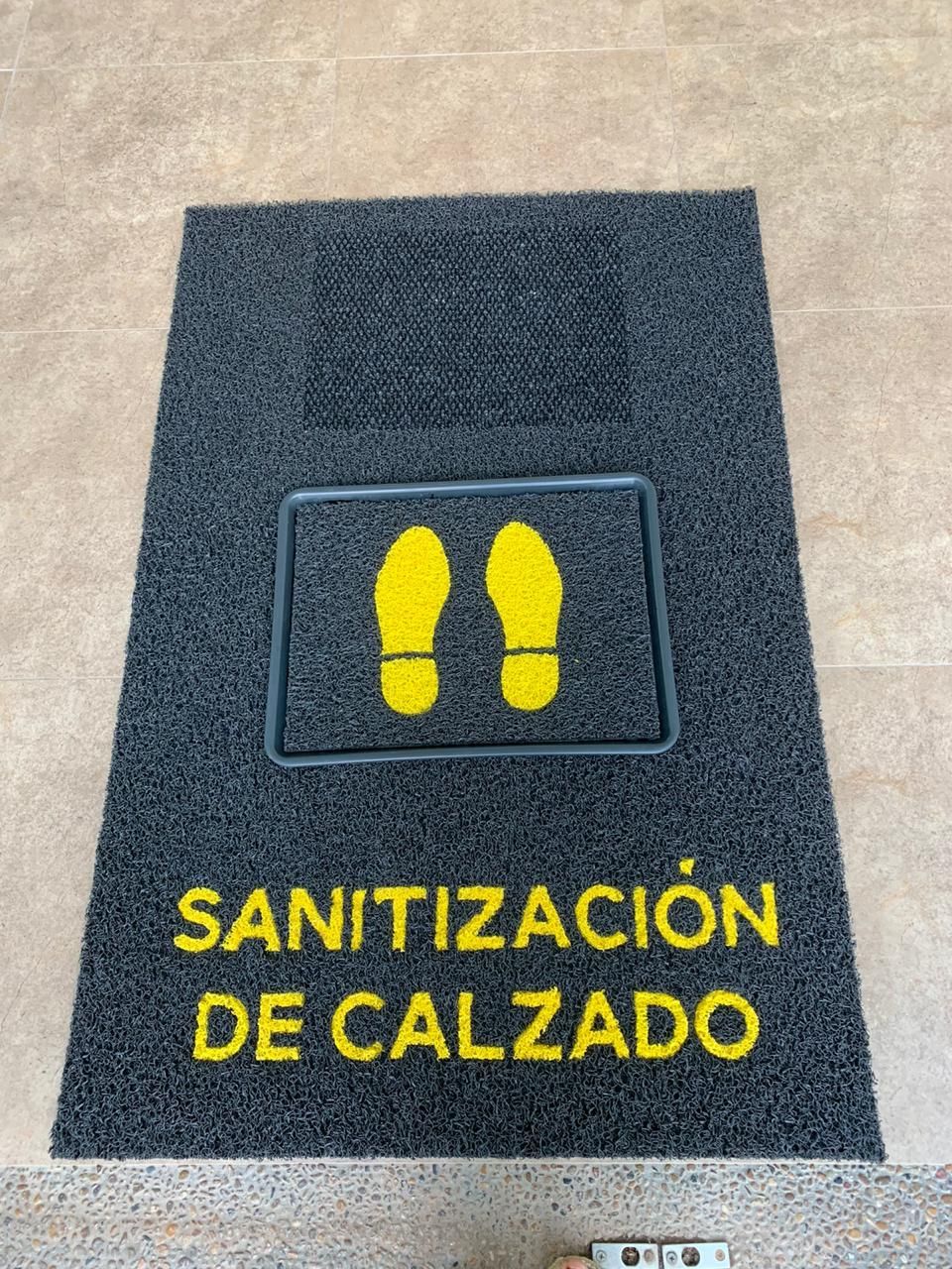 TAPETES  SANITIZANTES Y PERSONALIZADOS