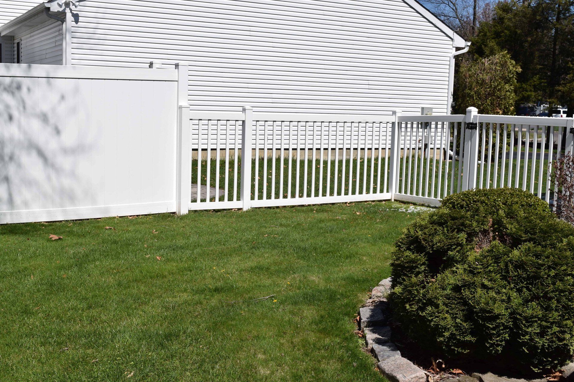 Aluminum fence Raleigh NC