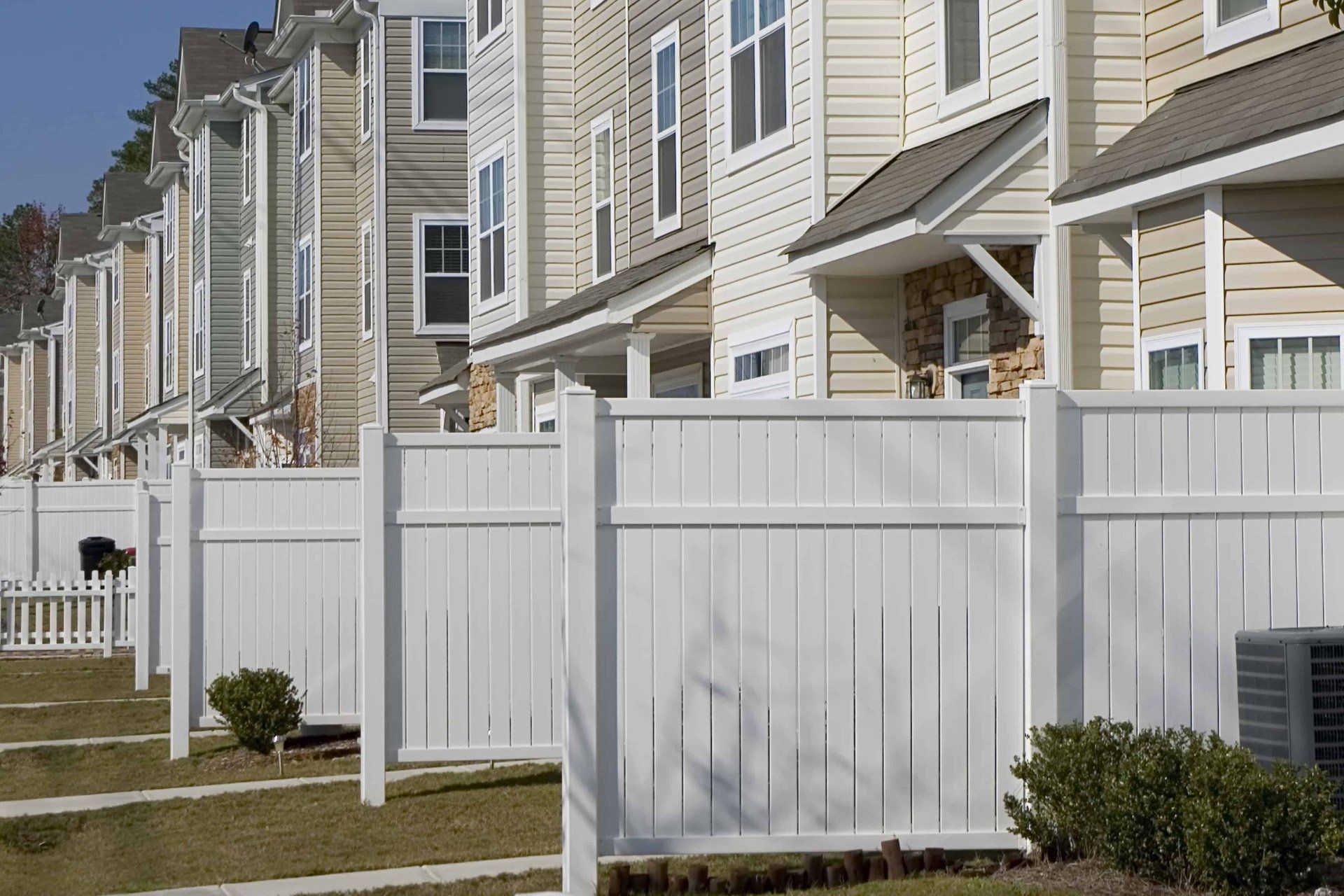 Aluminum fencing is a versatile solution