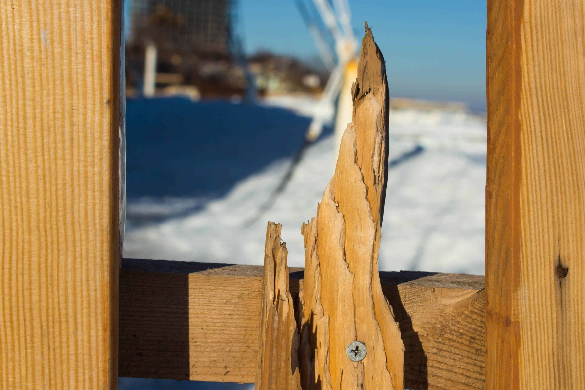 Fence repair services