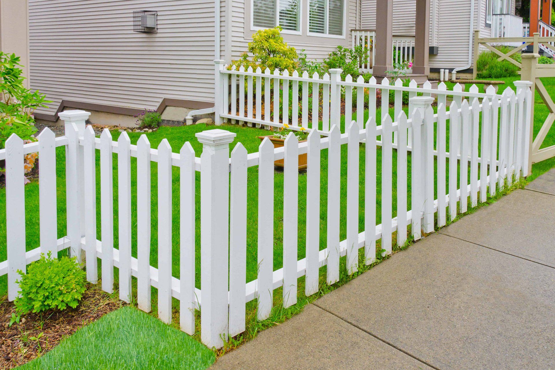 Vinyl fencing Raleigh NC