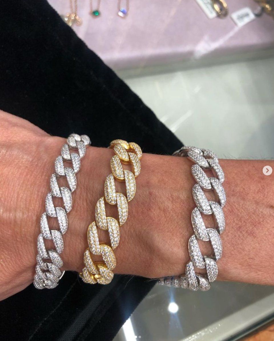 Bracciali intrecciati