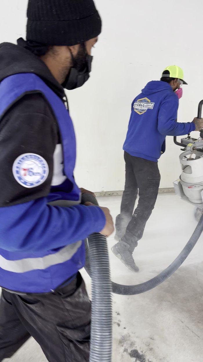 Dust-controlled preparation of a garage floor