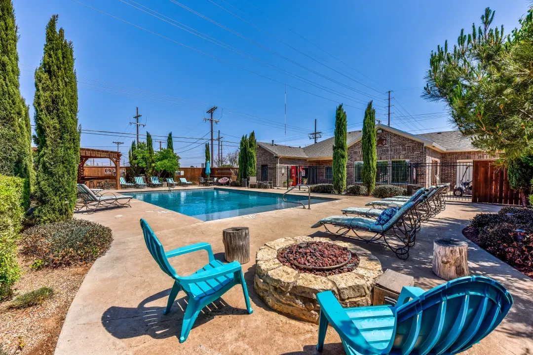 Brickstone Villas pool lounging