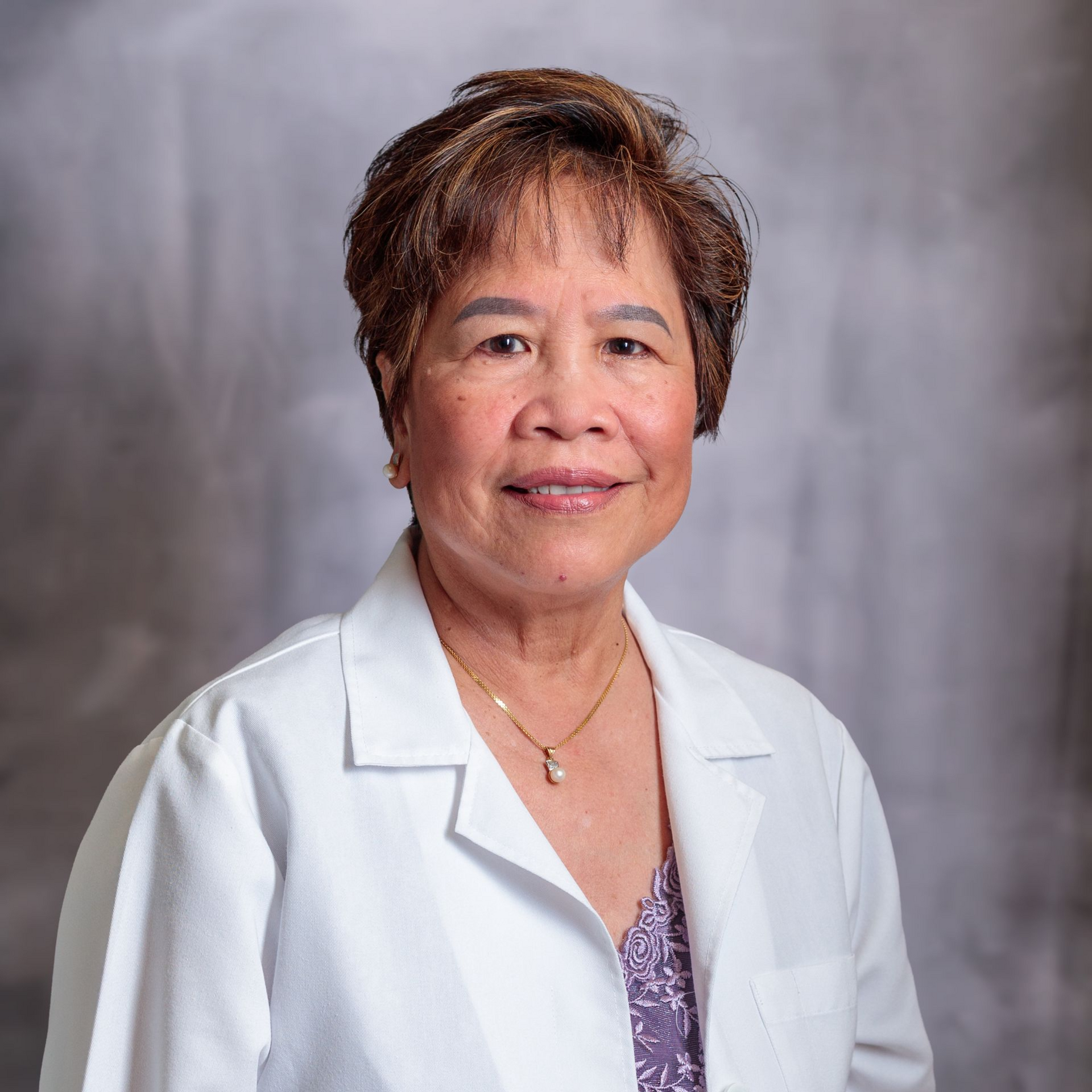Dr. Lu Medina