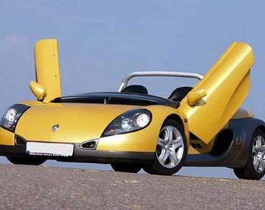 Yellow sports car opening 2 doors under the sun
