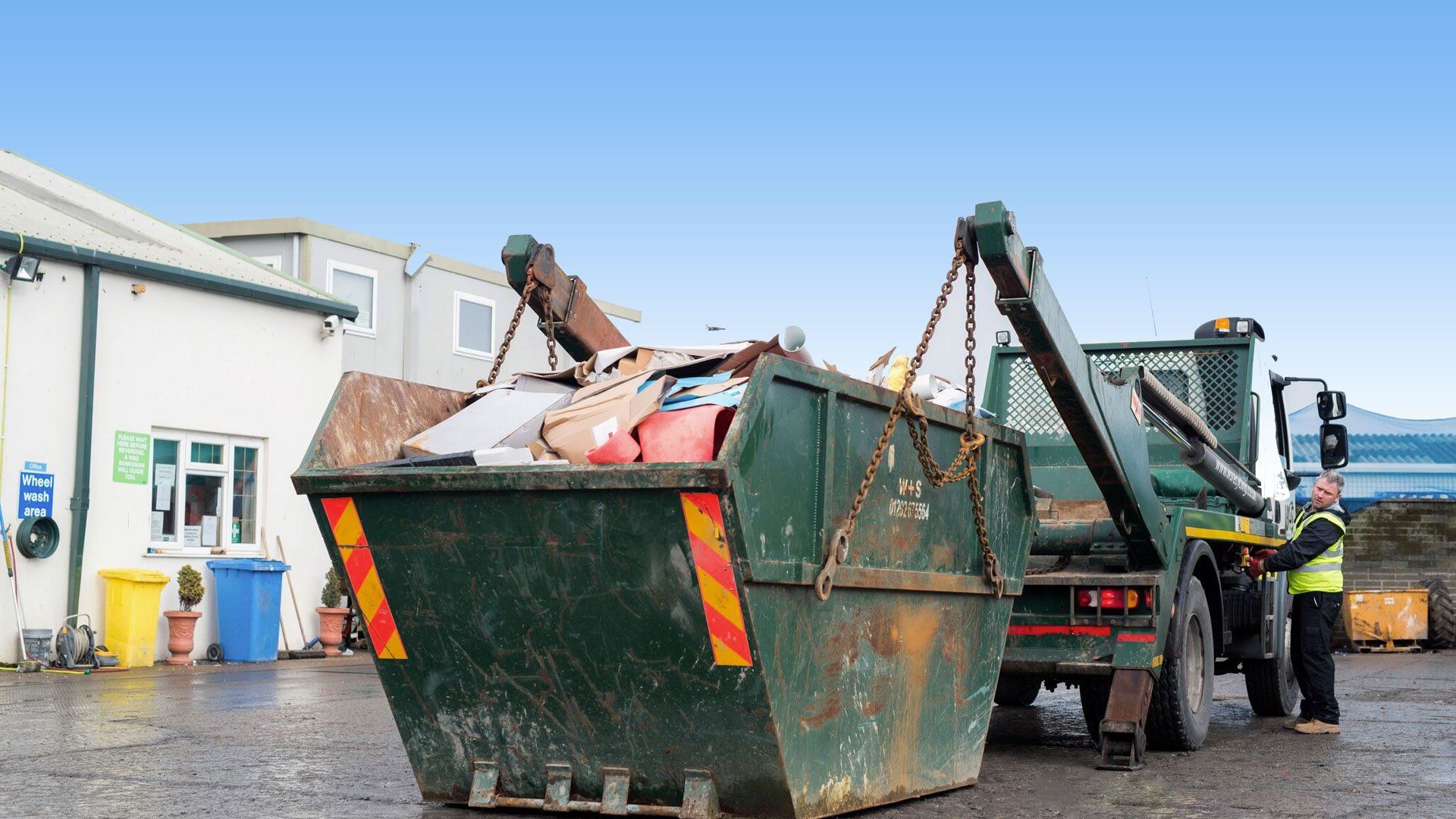 Skip Hire Lorry Skip Hire