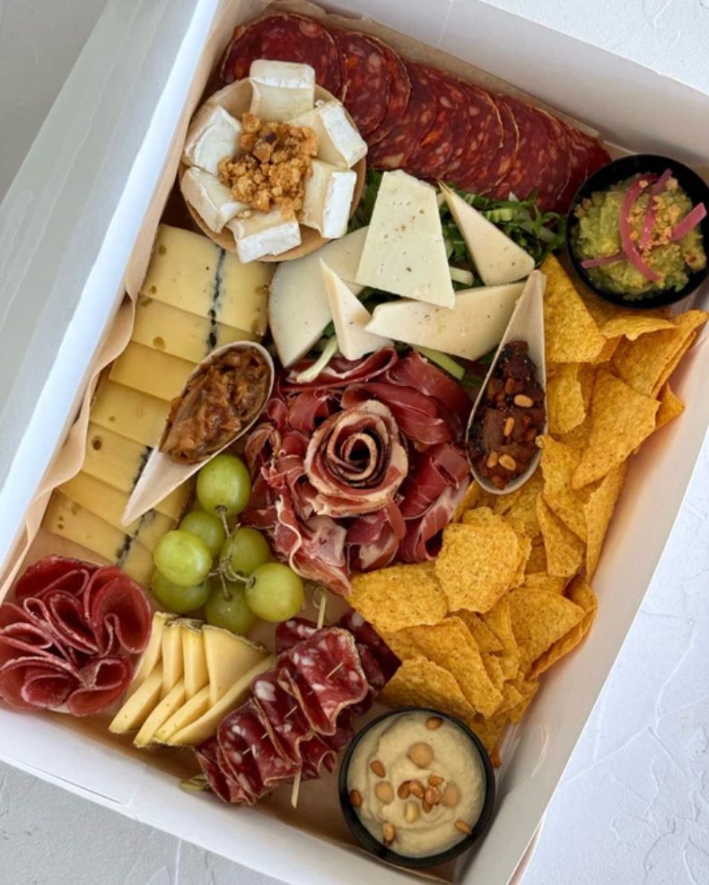 Island box type of food - apero